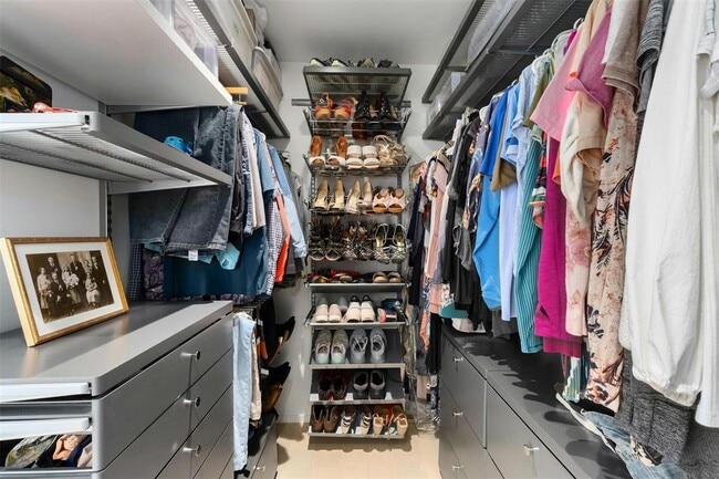 Building Photo - 301 West Ave