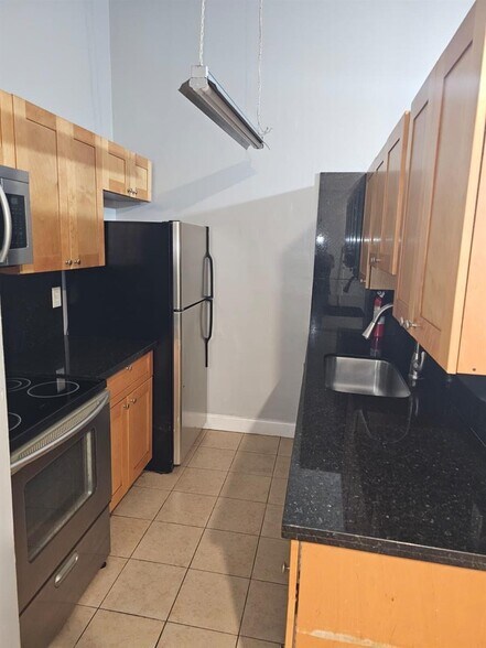 Building Photo - 4552 NW 185th St