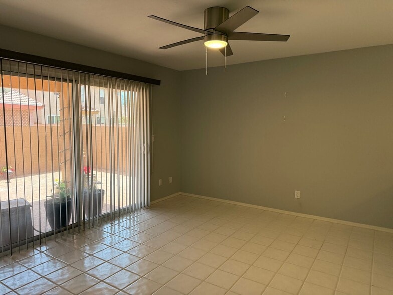 Building Photo - 3579 W Sky Ridge Loop