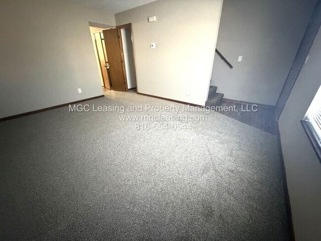 Building Photo - January Special at Millwood Townhomes - Reduced Rate with a 15 Month Lease!