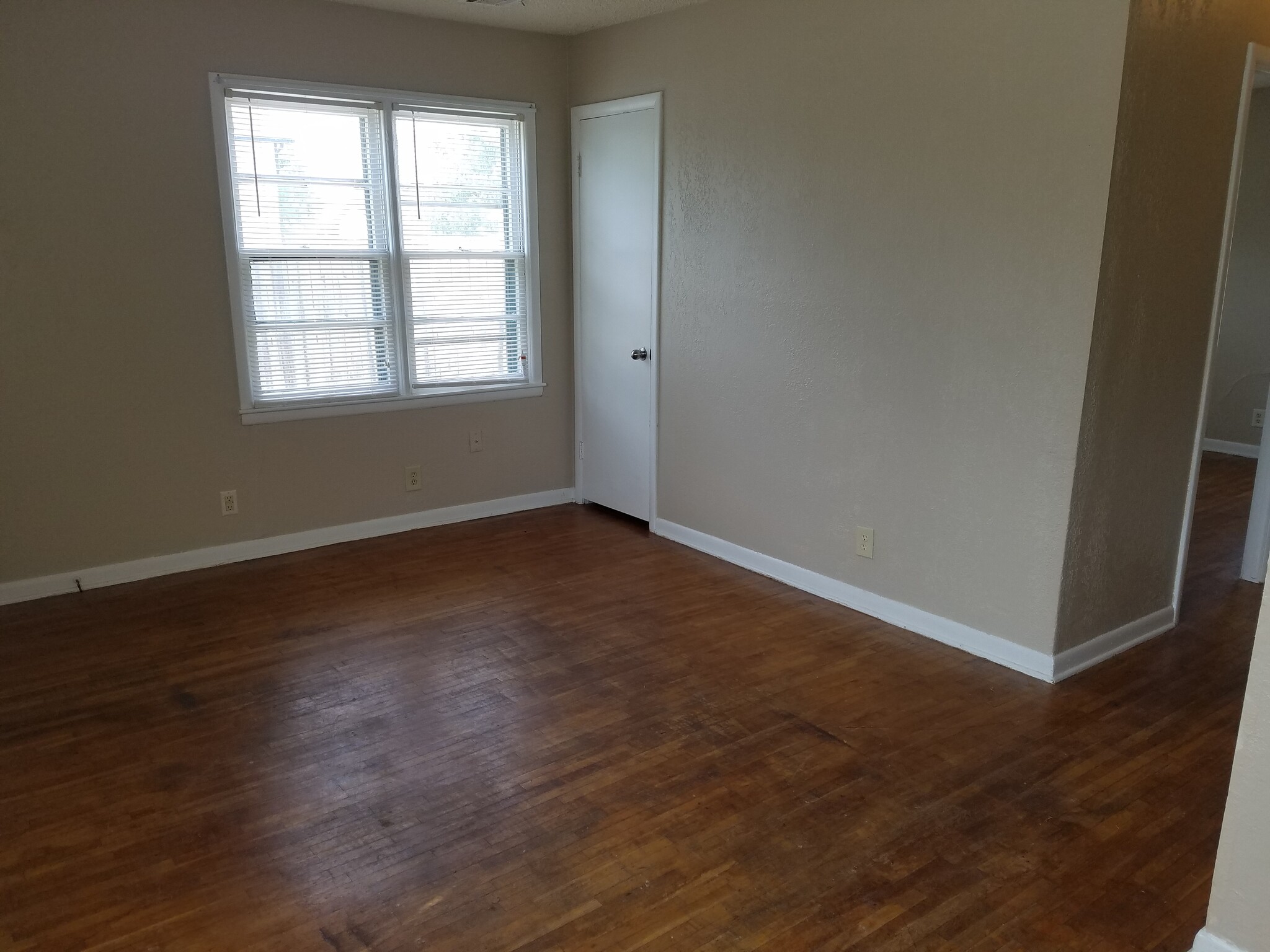 Living Room 2 - 4450 South Elizabeth Avenue