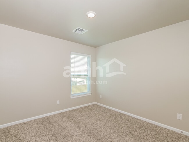 Building Photo - 9340 NW 126th St