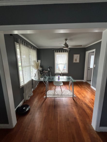 Building Photo - 2103 Clearwater Dr SE