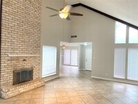 Building Photo - 14934 Elmont Dr