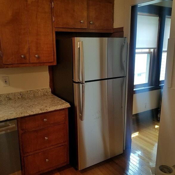 Building Photo - 396 Mt Auburn St