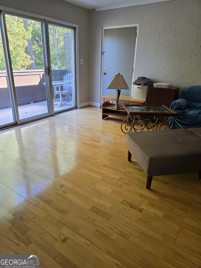 Building Photo - 1652 N Gatewood Rd NE