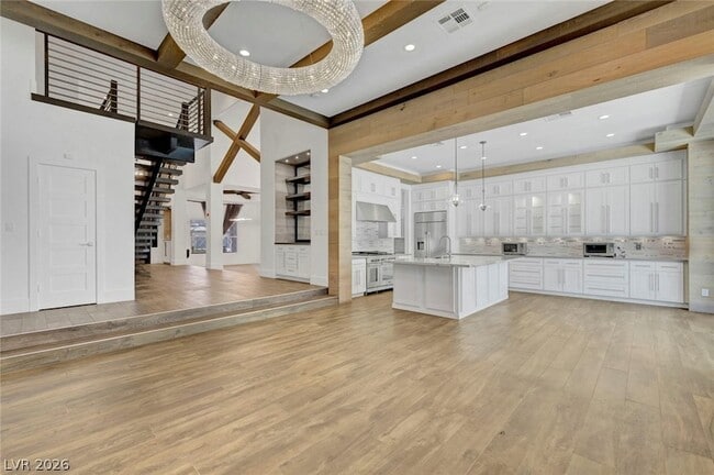 Building Photo - 304 Kingsclear Ct