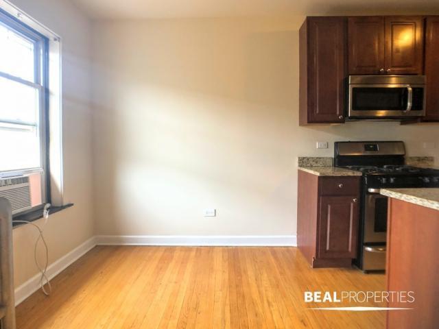 Building Photo - 1 bedroom in CHICAGO IL 60625