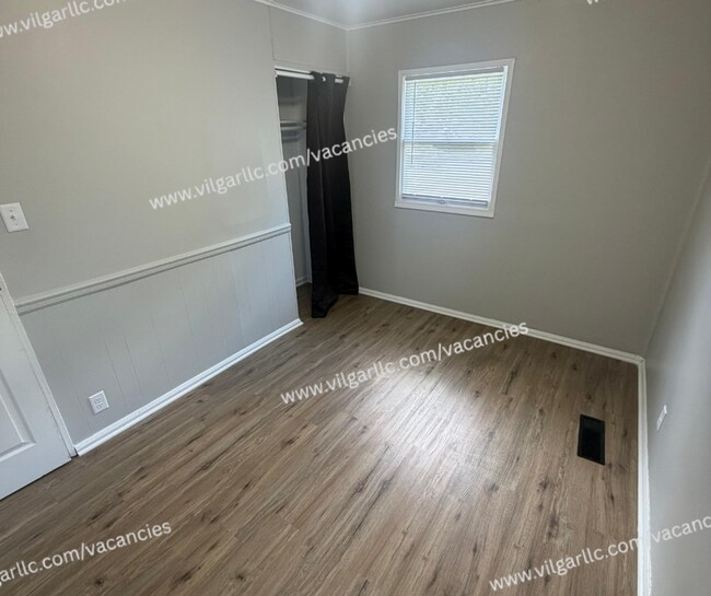 Building Photo - 4049 Tennessee St