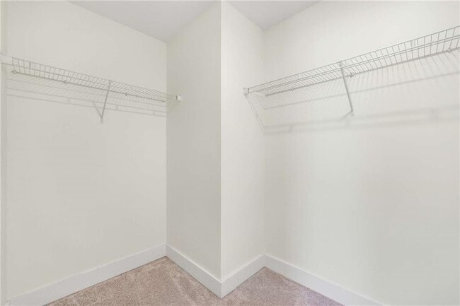 Building Photo - 7673 Squire Ct
