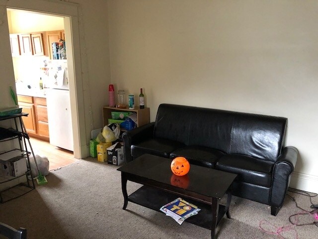 Building Photo - 5213 Fifth Ave