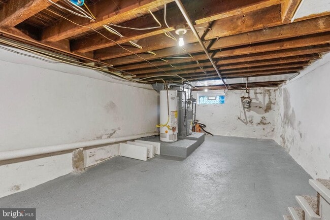 Building Photo - 614 S LeCount St