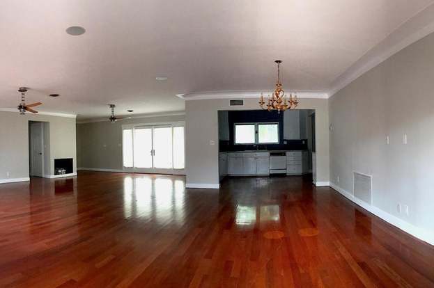 Building Photo - 2700 Spanish River Rd