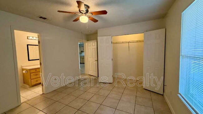 Building Photo - 6323 Fred Allen Rd