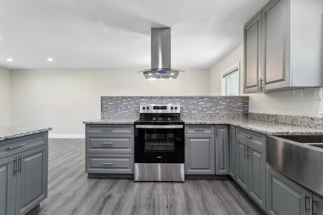 Building Photo - 314 Martha Lee Dr