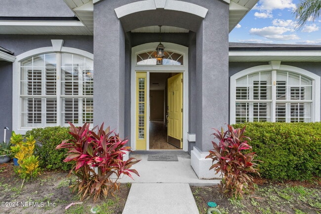 Building Photo - 13260 Bonaparte Ln