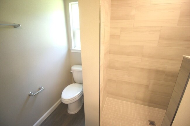 Building Photo - Beautiful 2020 3 Bed 2 Bath Palm Coast Hom...