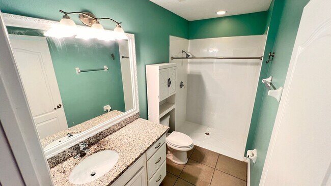 Building Photo - 600 Northern Way