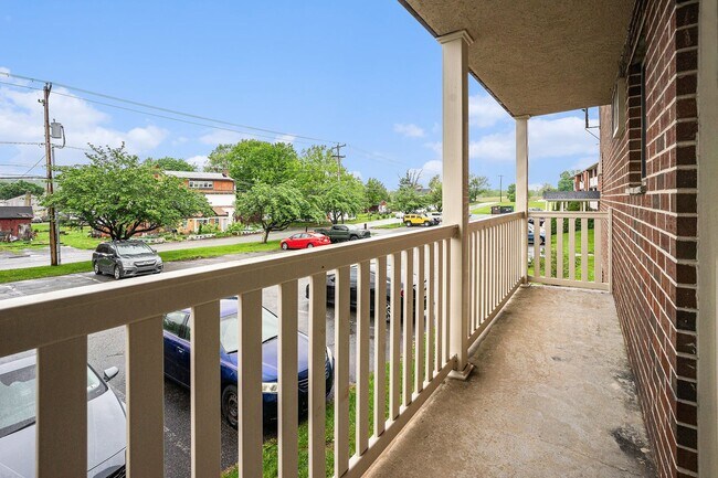 Building Photo - Almont Terrace Apartments