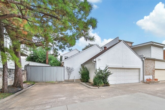 Building Photo - 33 River Hollow Ln