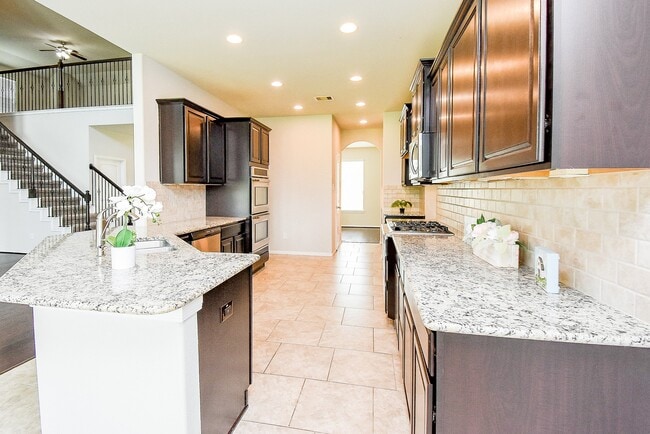 Building Photo - 13906 Manobrook Ct