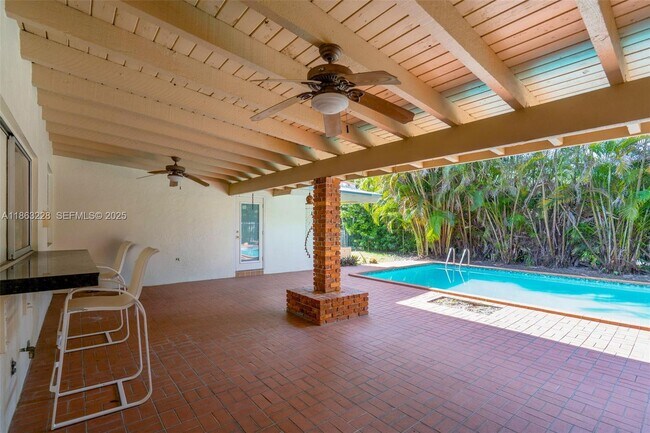 Building Photo - 7210 W Troon Cir