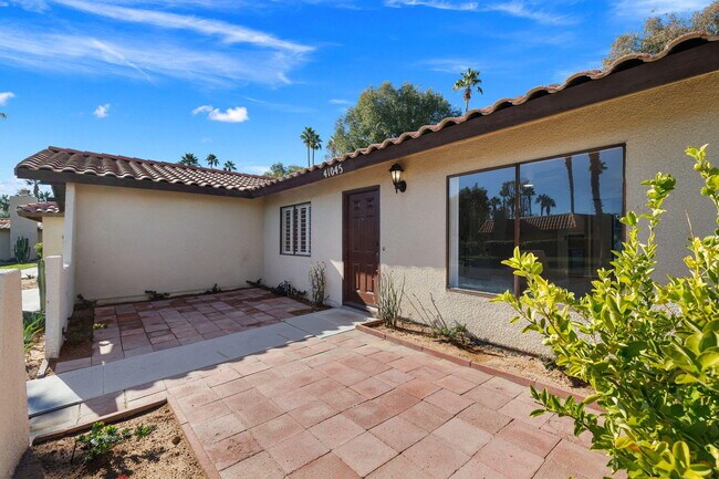 Building Photo - 41045 Largo