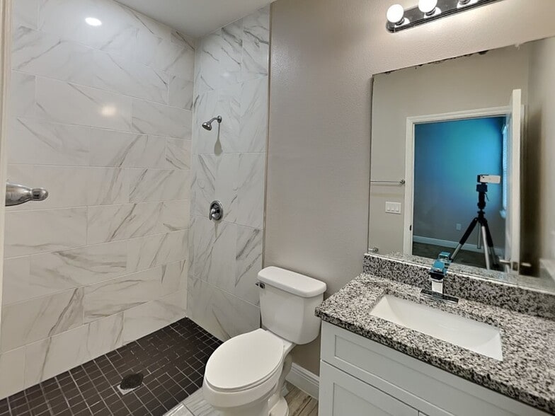 Building Photo - 1957 Michigan Dr