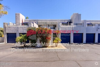 Building Photo - 902 W Glendale Ave