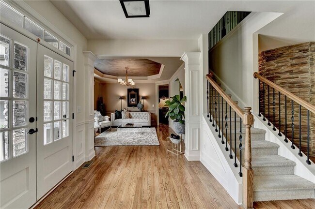 Building Photo - 11034 Estates Cir