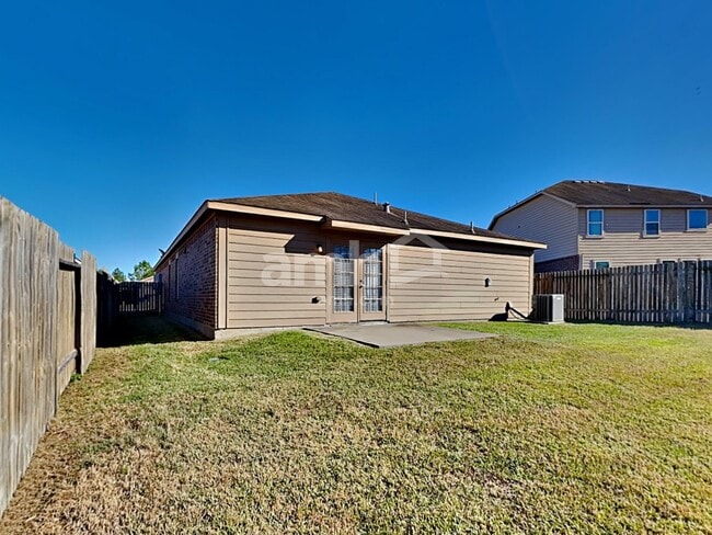 Building Photo - 21115 Baltic Rain Dr