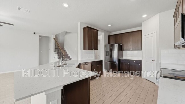 Building Photo - 1858 Lauter Ln