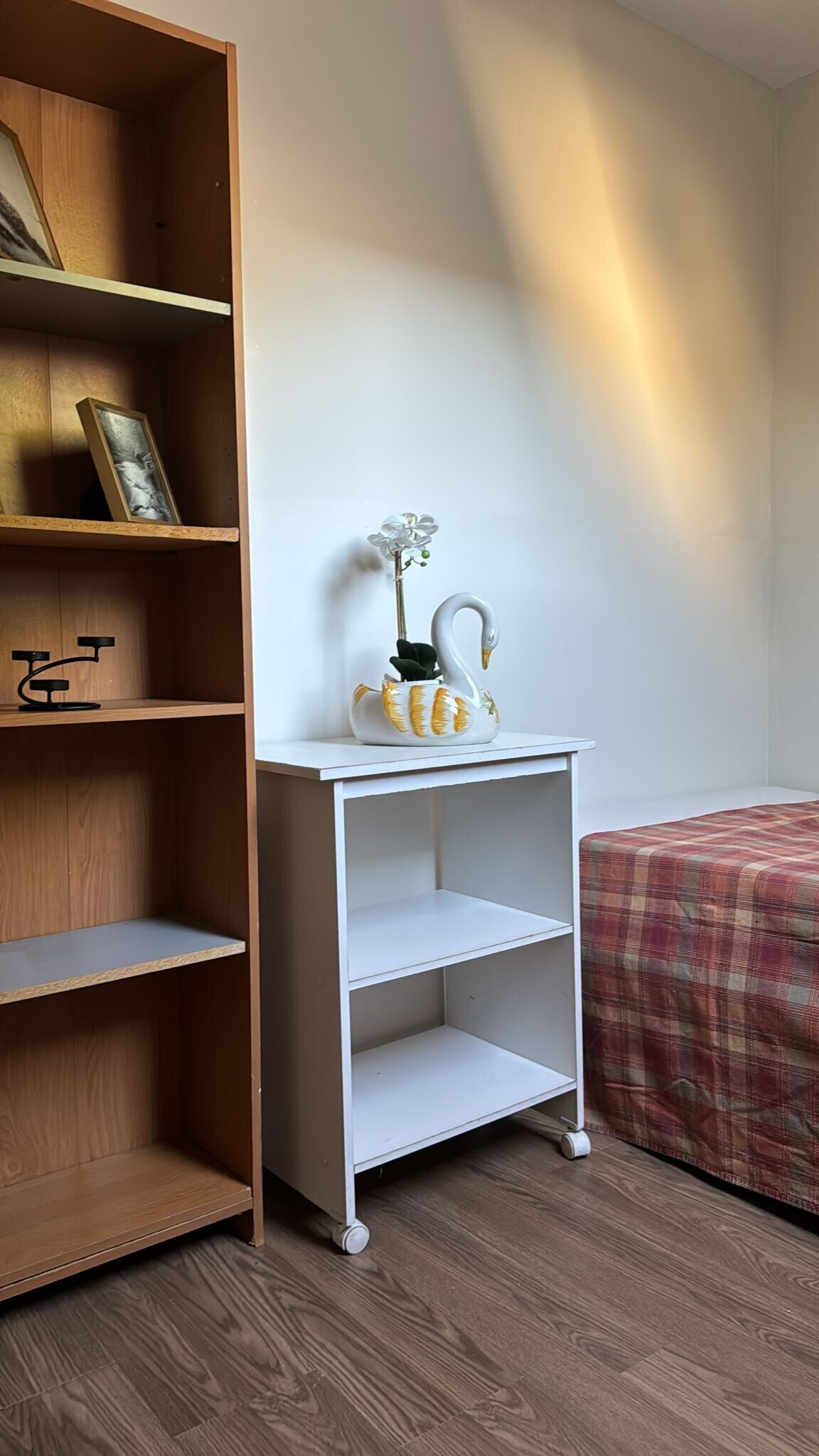 Building Photo - 89 Linden Ave