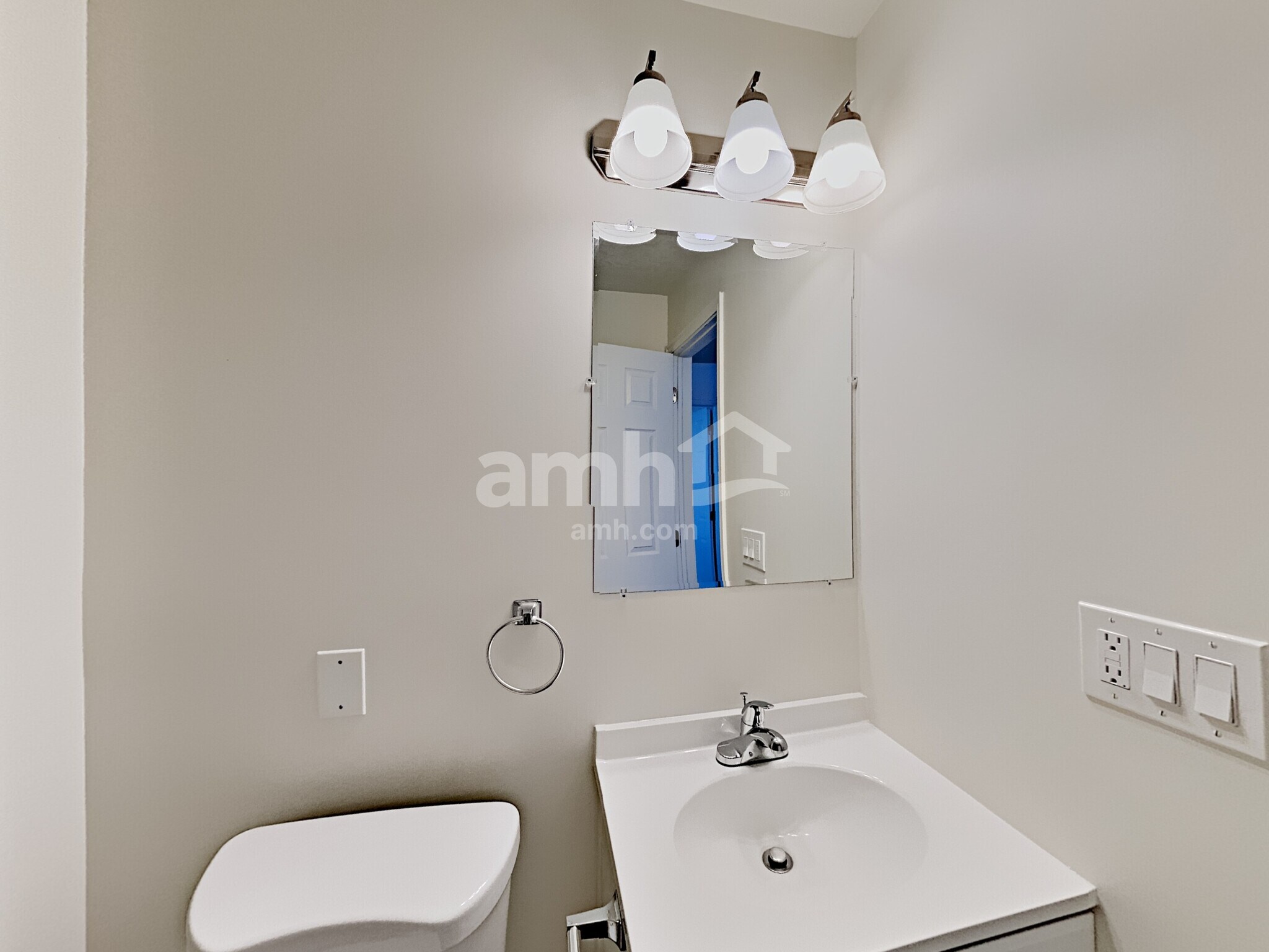 Building Photo - 2484 W 1325 N