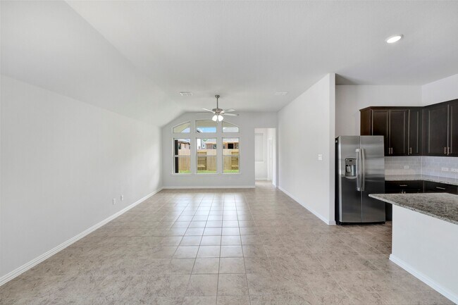 Building Photo - 2207 Villa Flora Ln