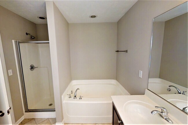 Building Photo - 407 Brantley Cove Cir