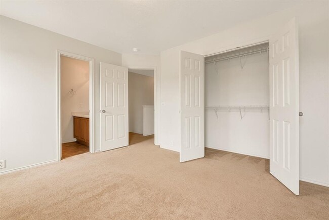 Building Photo - 29731 Sullivan Oaks Dr