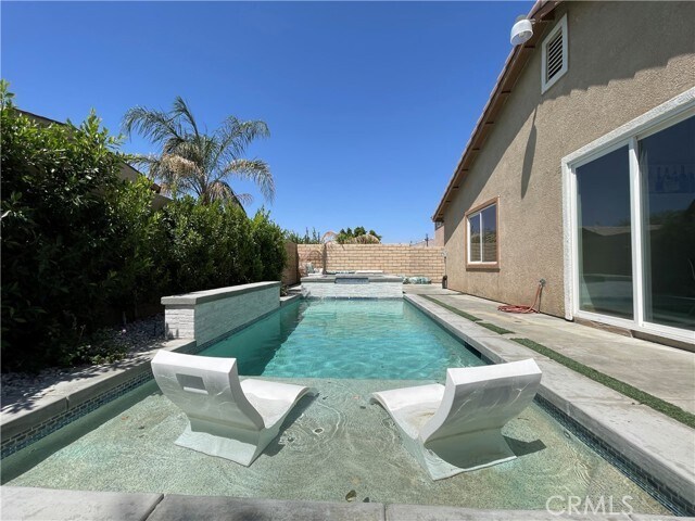 Building Photo - 85437 Avenida Maria
