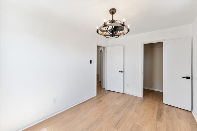 Building Photo - 16734 Warbler Dr