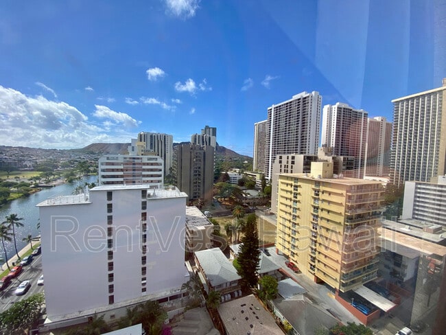 Building Photo - 320 Lili?uokalani Ave