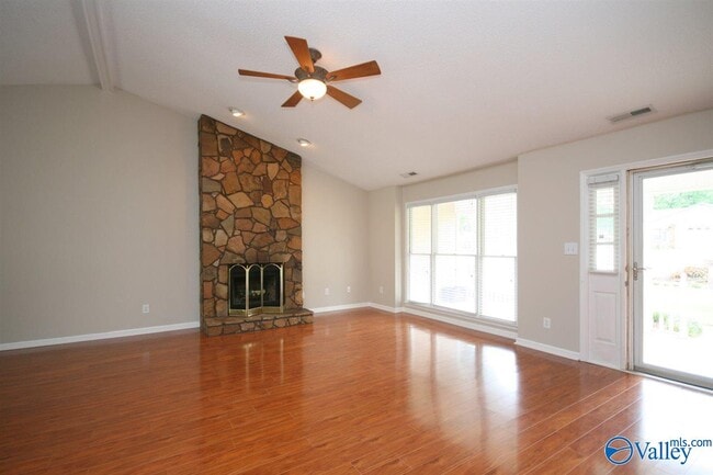 Building Photo - 132 Bibb Dr