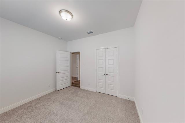 Building Photo - 272 Tallgrass Dr