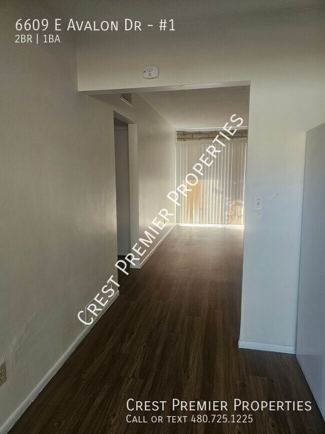 Building Photo - 6609 E Avalon Dr