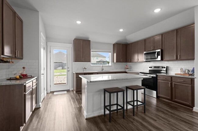 Building Photo - 321 Buffalo View Ln