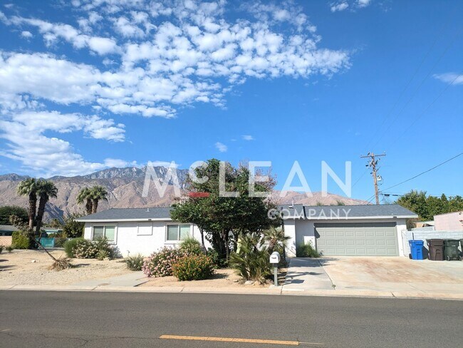 Building Photo - Desirable 3 bedroom home with Pool