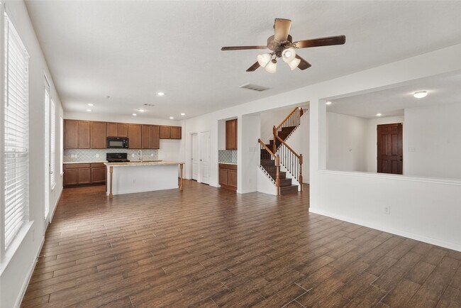Building Photo - 22207 Woodseem Ct