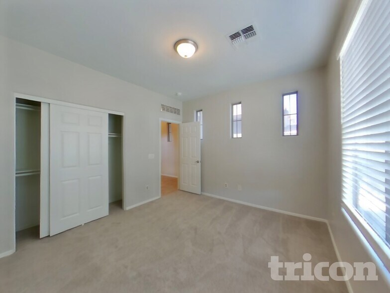 Building Photo - 43207 Lindgren Dr