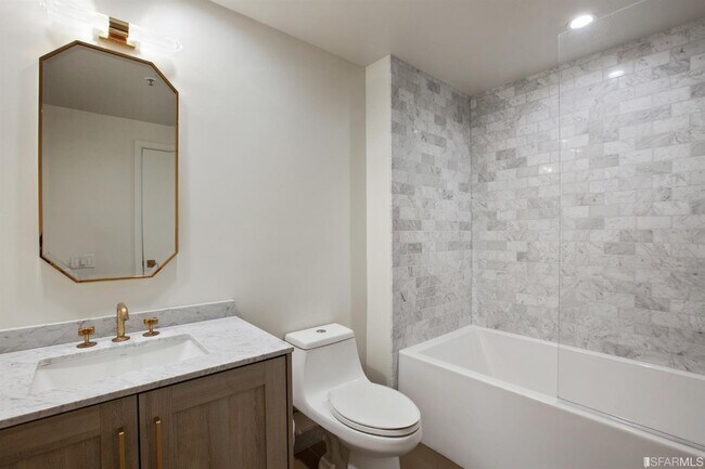 Building Photo - 401 Harrison St