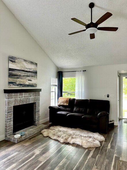 Building Photo - 11517 Wray Ct