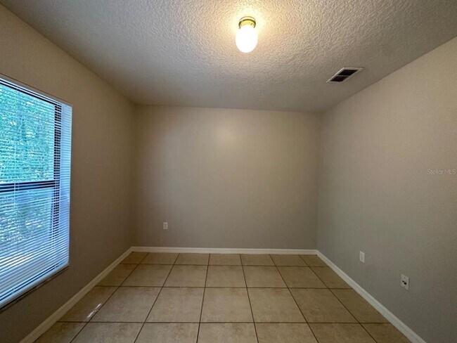 Building Photo - 661 N Delmonte Ct